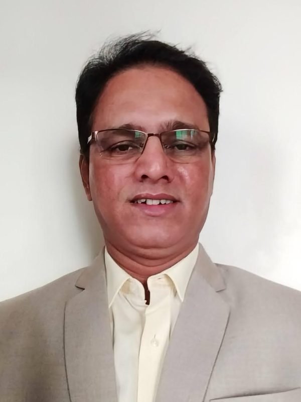 15. Dr. Surendra Shingnapurkar Pic (1)